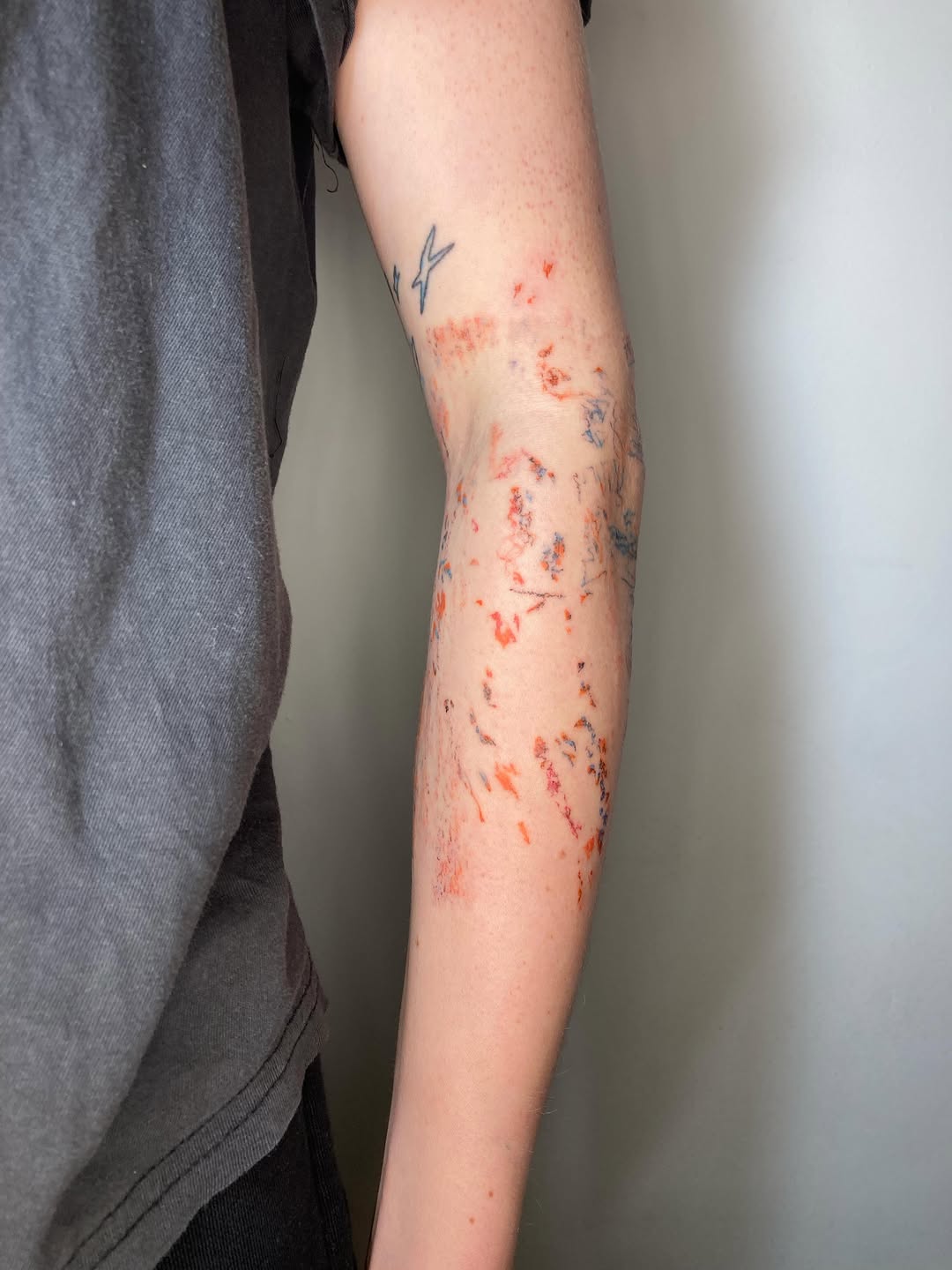 Tattoo by @lesser.burdock โ sketch