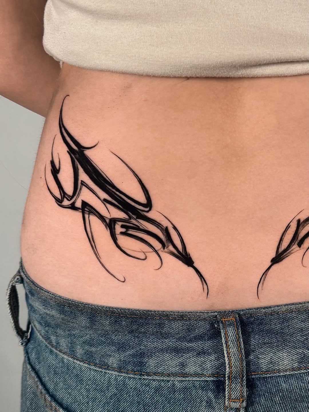Tattoo by @vincelau.tattoos โ fine_line