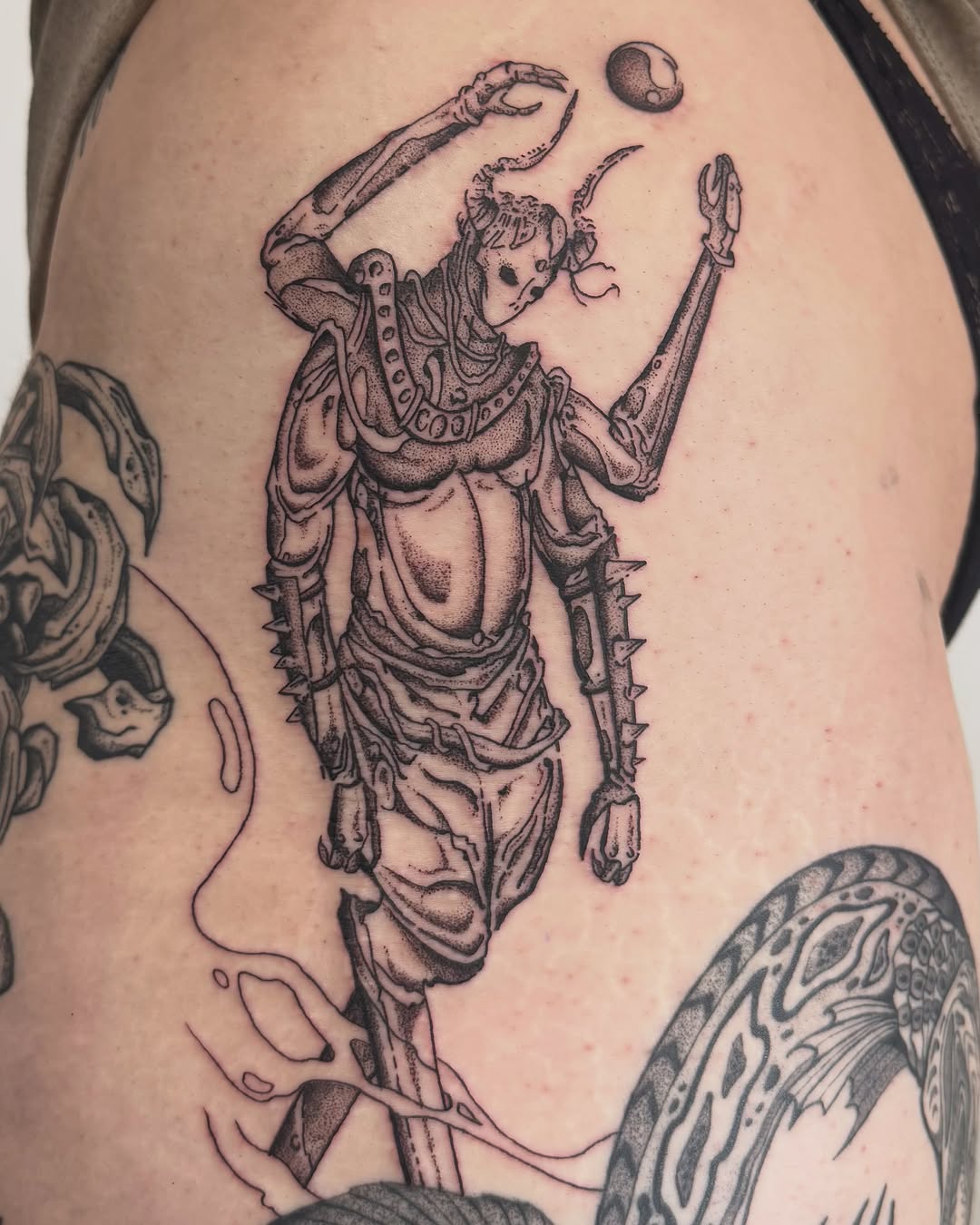 Tattoo by @beelzebubbers — black_and_grey, dark_realism
