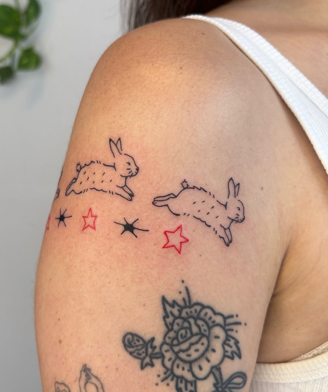 Tattoo by @tattoodlz — fine_line
