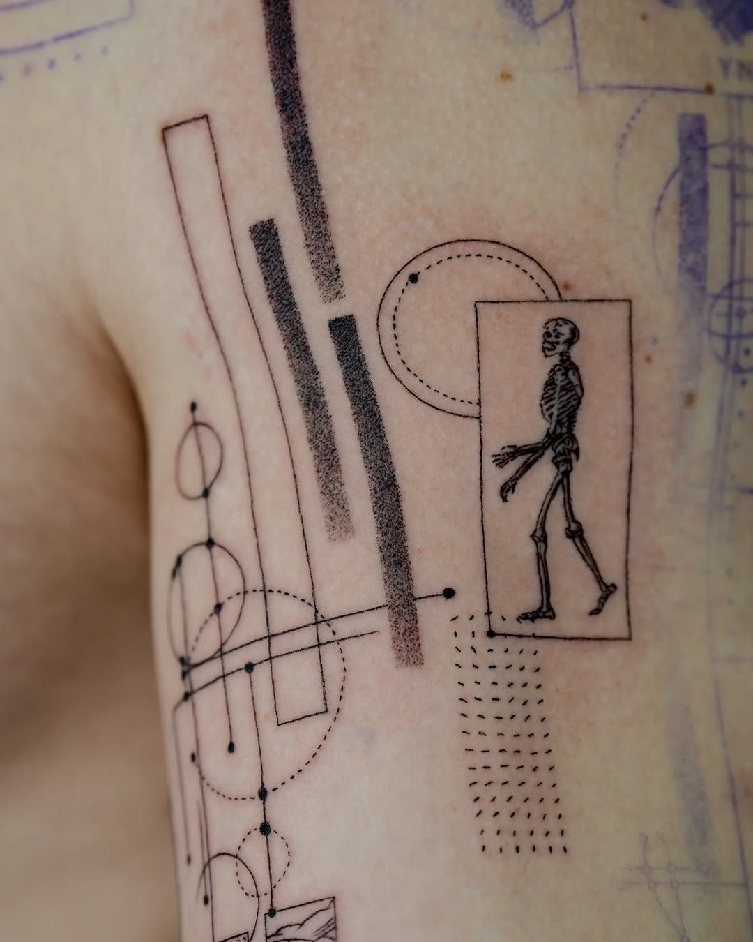 Tattoo by @mk_tt__ — geometric, black_and_grey