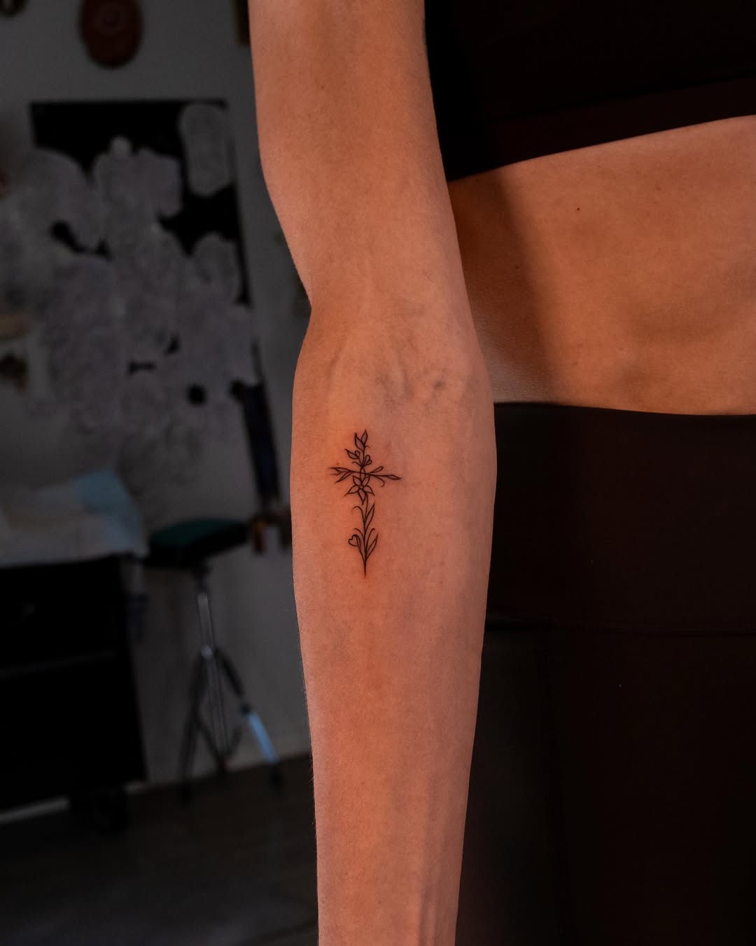 Tattoo by @julinestattoo — fine_line
