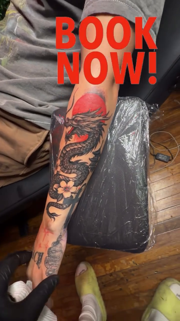 Tattoo by @rzink__ โ illustrative, japanese_irezumi