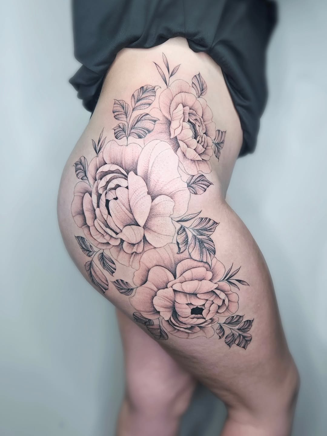 Tattoo by @tattsbytayy — black_and_grey
