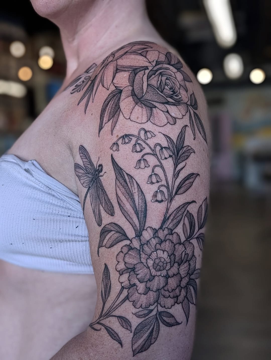 Tattoo by @kattiebaby β fine_line, dotwork