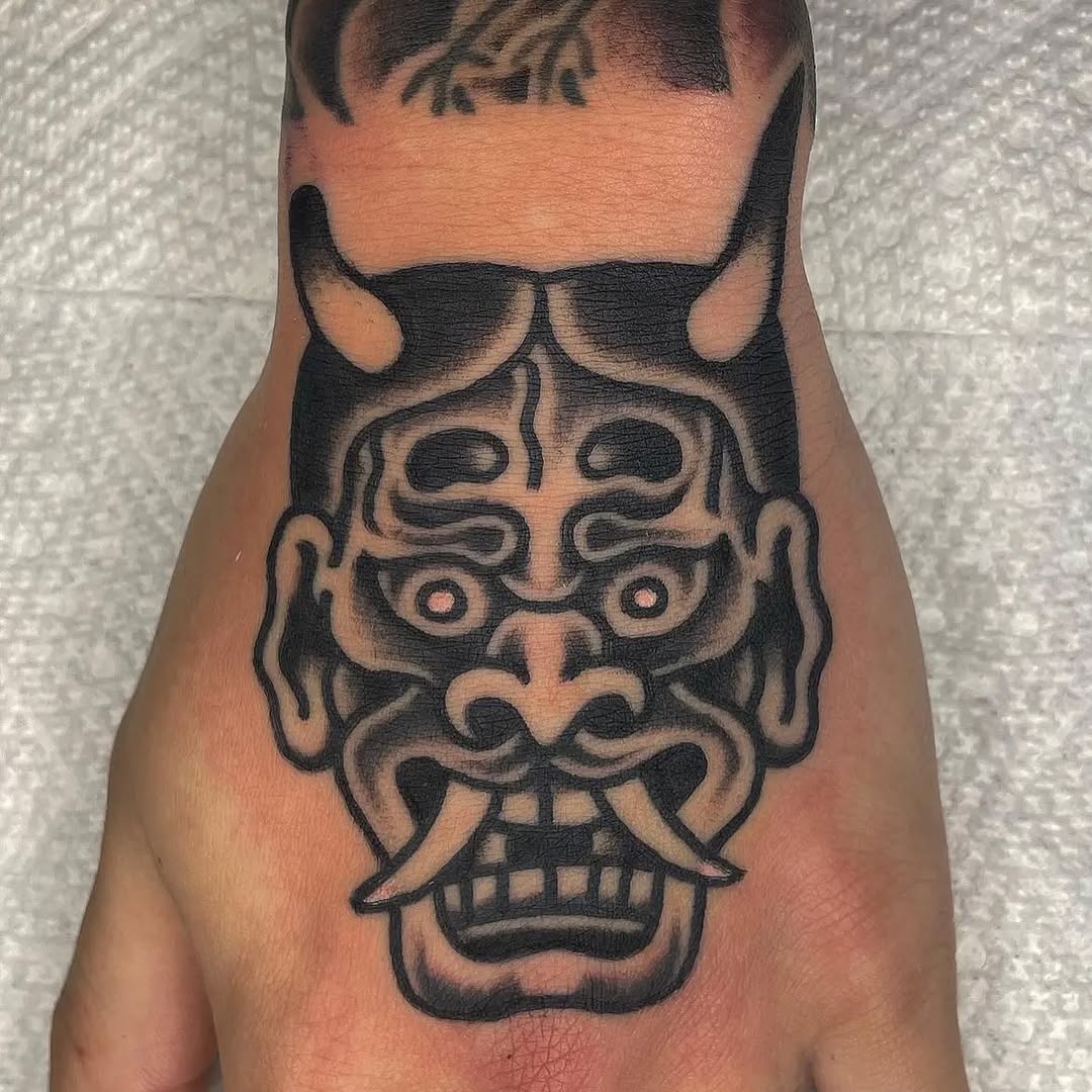 Tattoo by @shorezumi โ american_traditional, blackwork