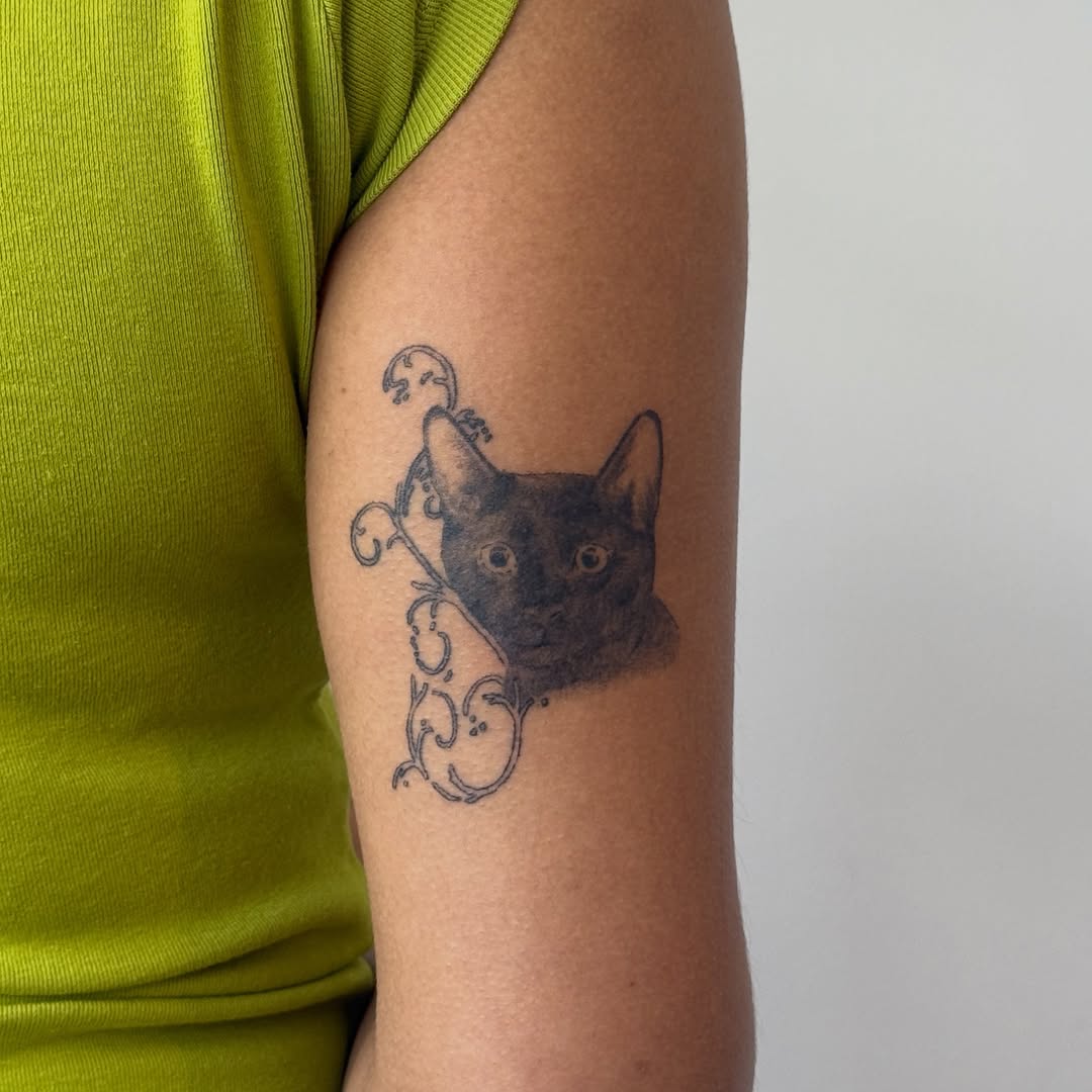 Tattoo by @kirstendeanna — fine_line