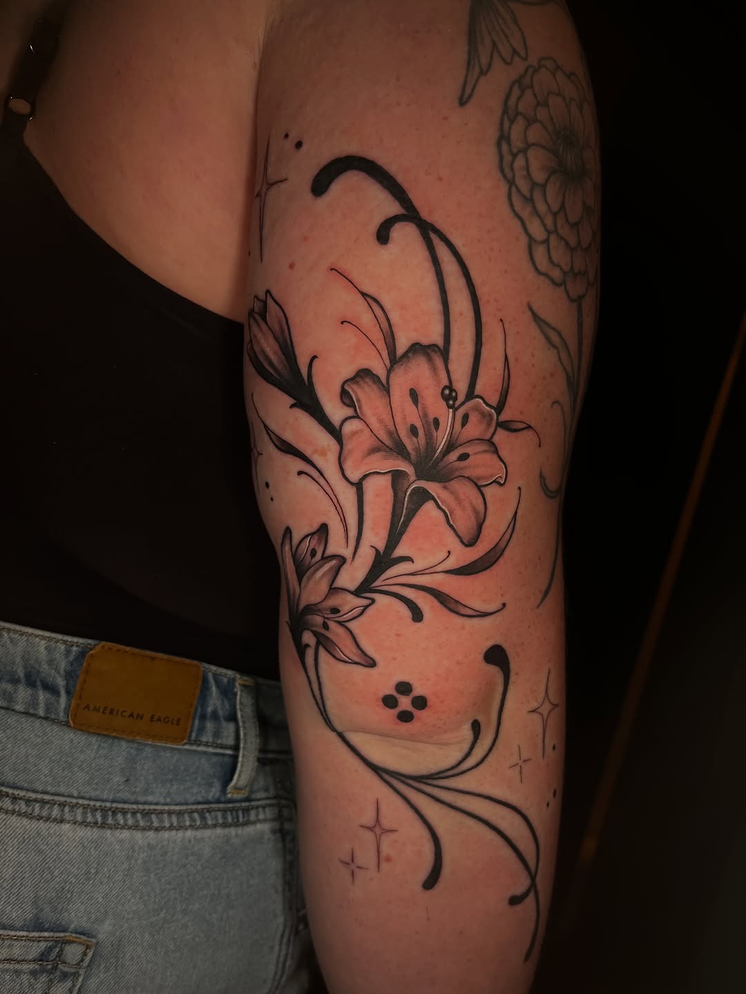 Tattoo by @_gwen.ink — illustrative, black_and_grey
