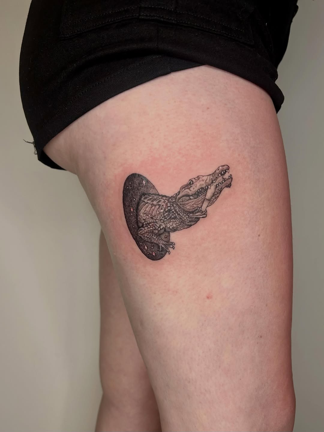 Tattoo by @allieb.tats — black_and_grey, illustrative