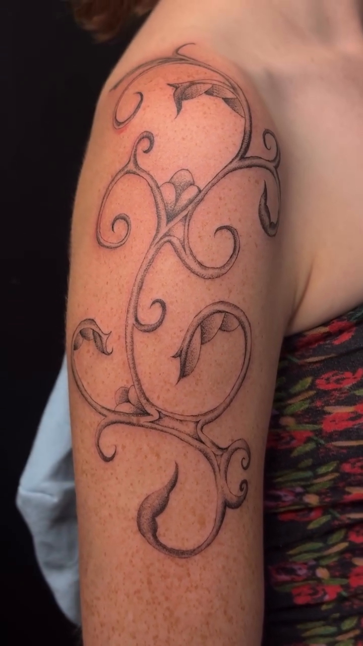 Tattoo by @dewduls โ illustrative, ornamental