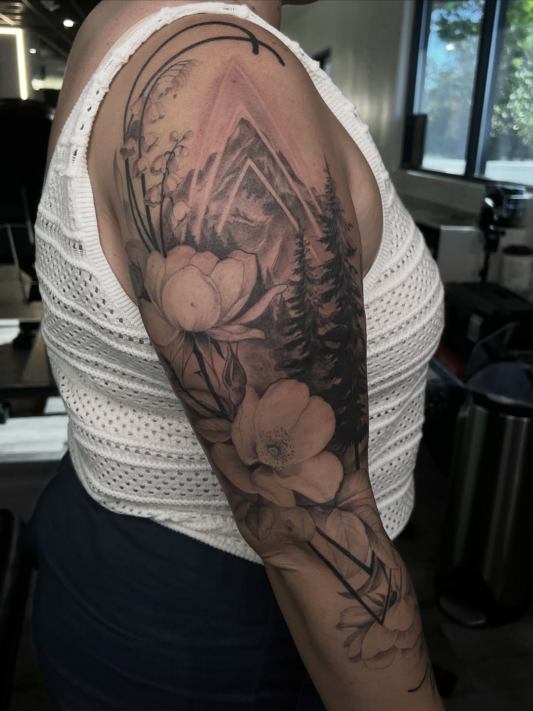 Tattoo by @mimzipma — black_and_grey, realism