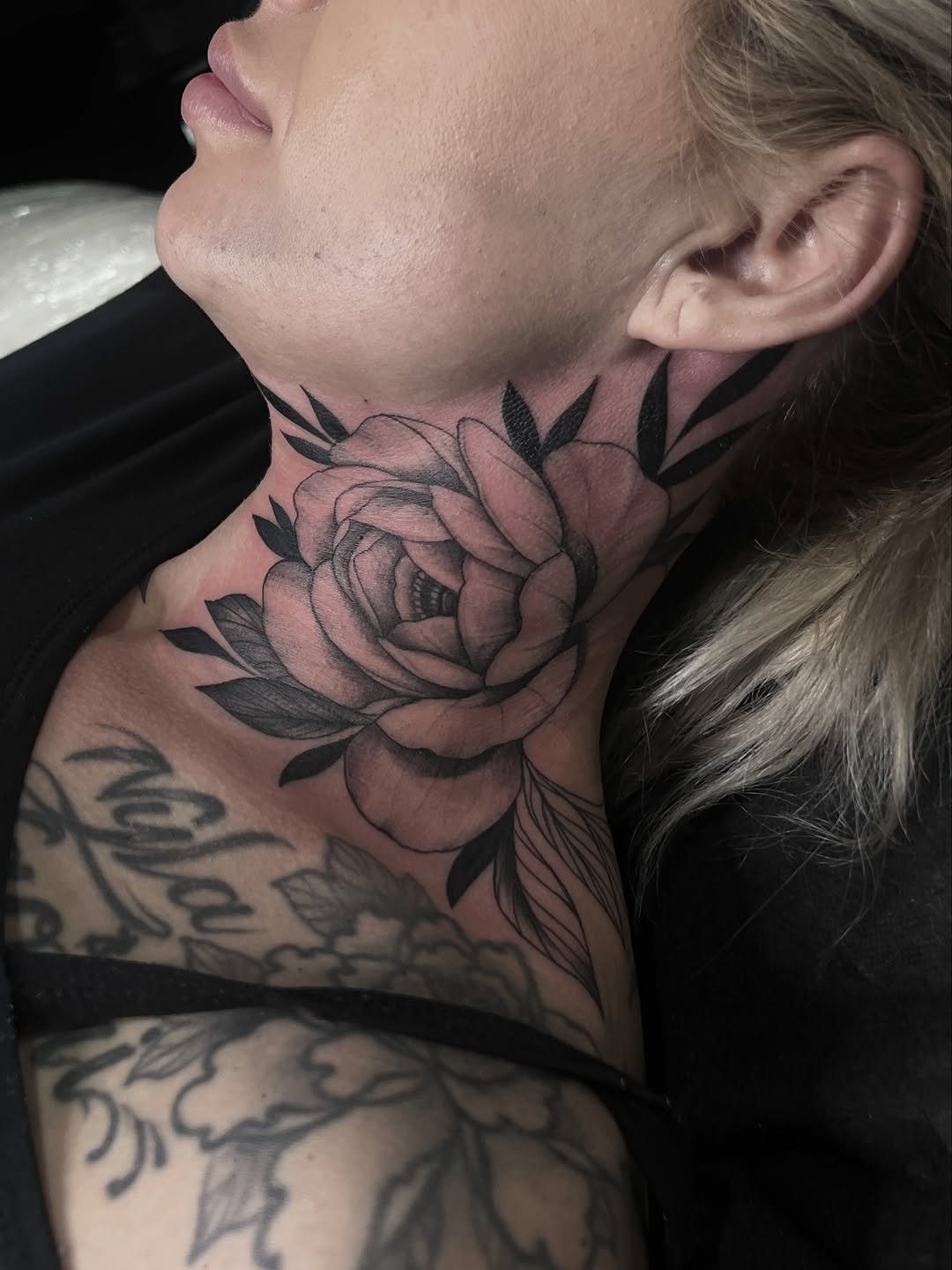 Tattoo by @mimzipma — black_and_grey, realism