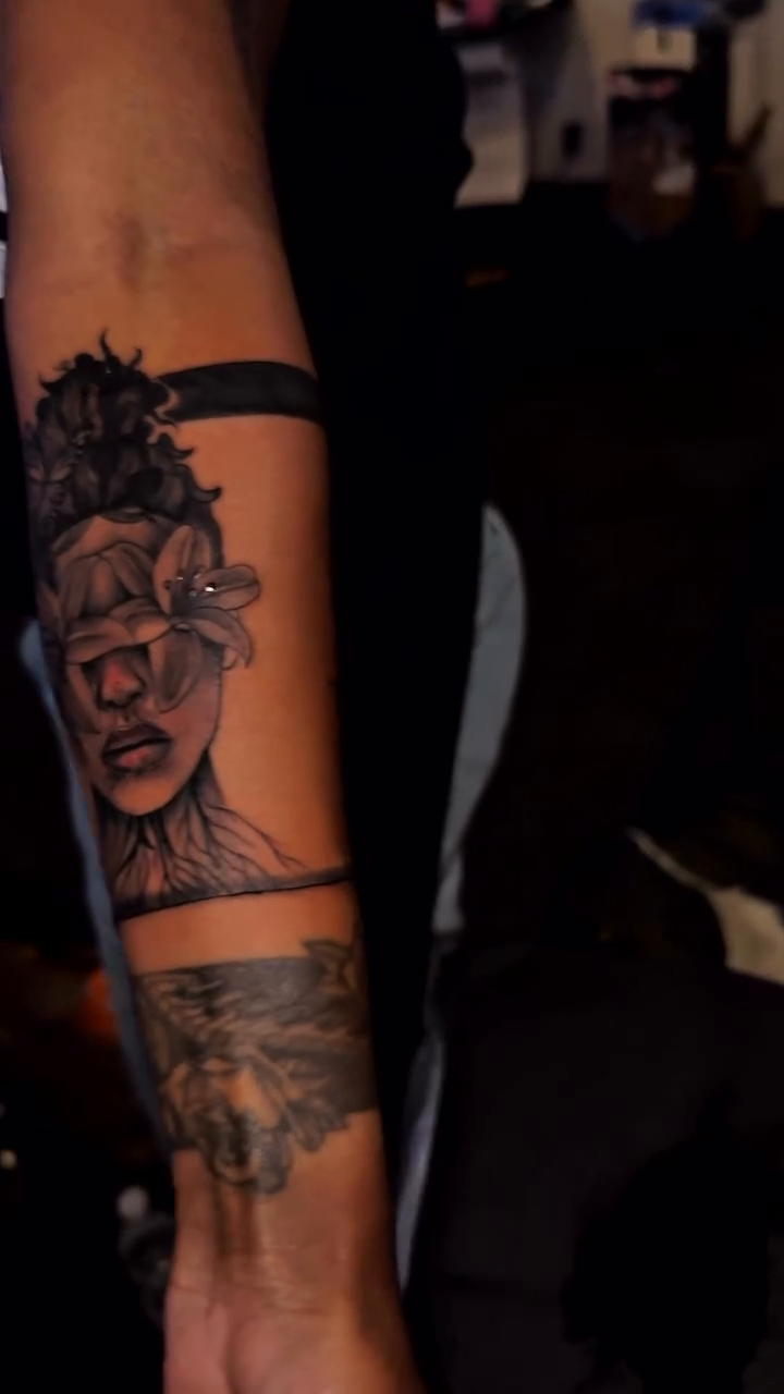 Tattoo by @2realink — black_and_grey
