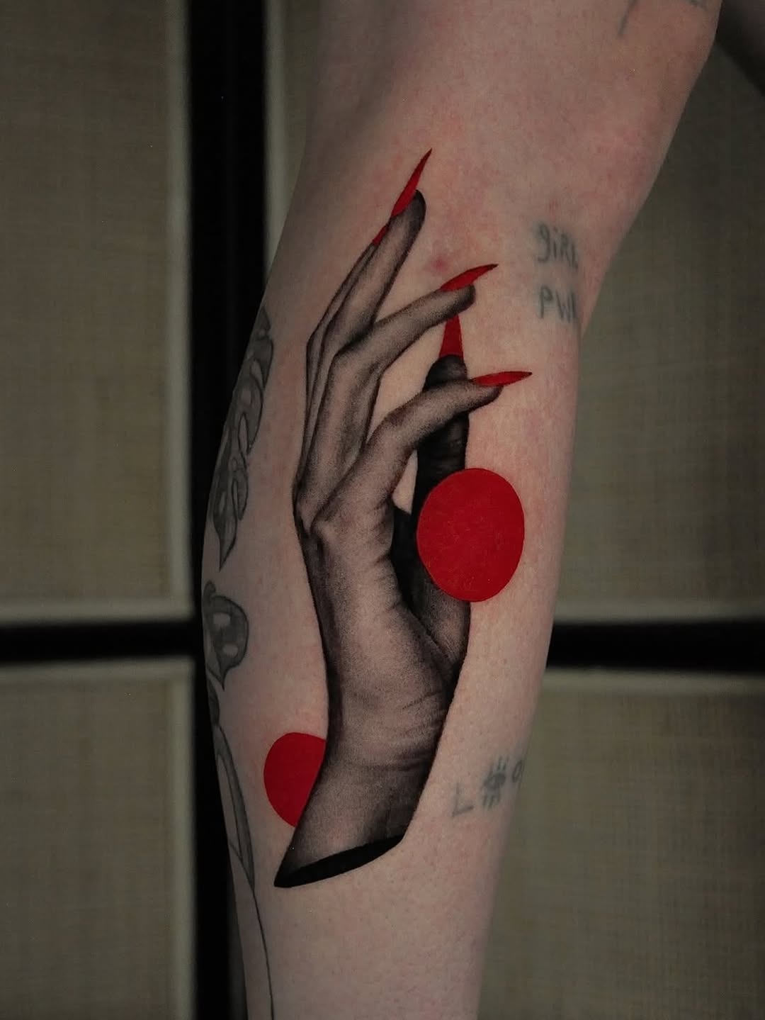 Tattoo by @hibakhantattoos — realism