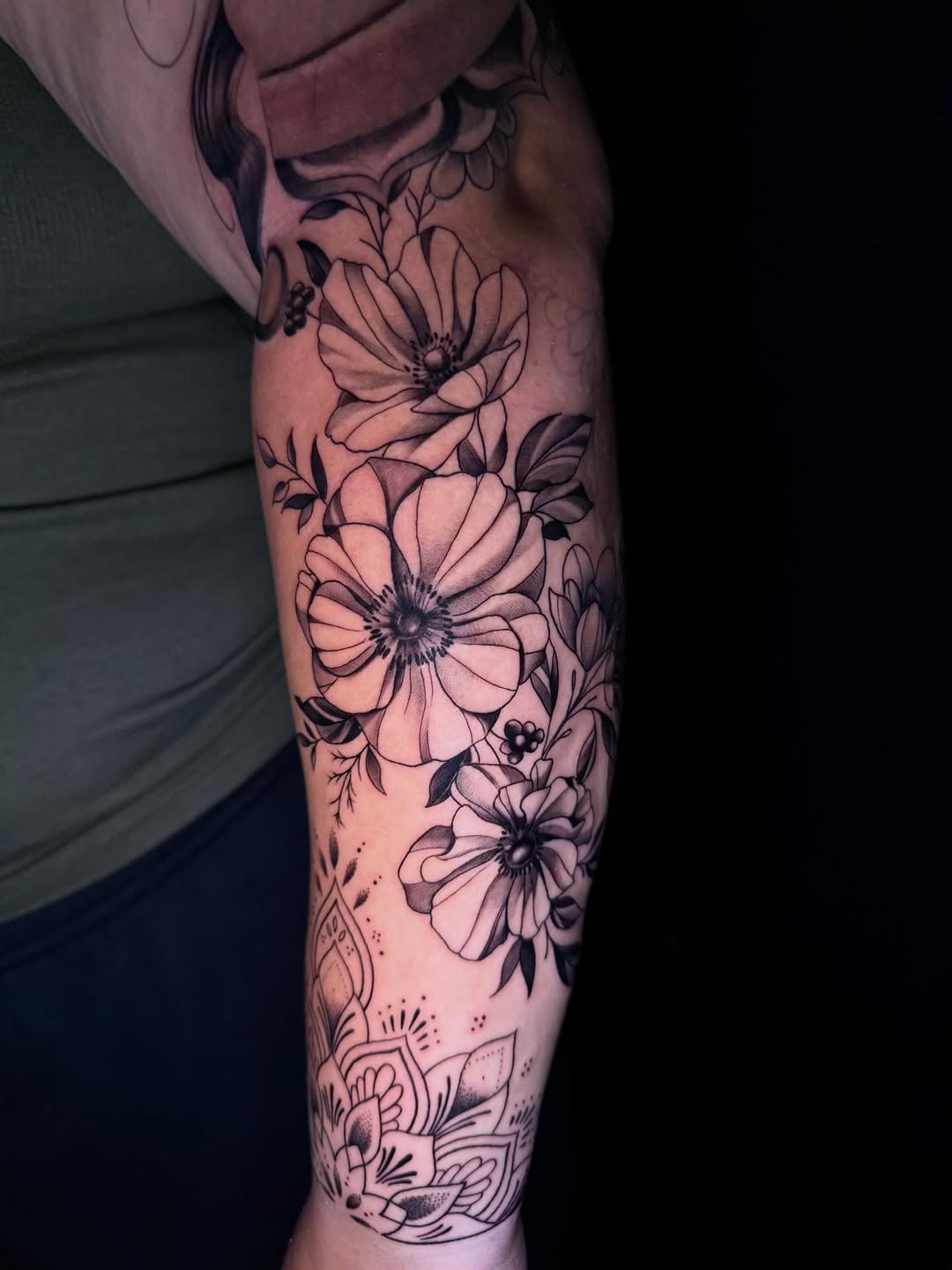 Tattoo by @d_goddess_tattoos — fine_line, black_and_grey