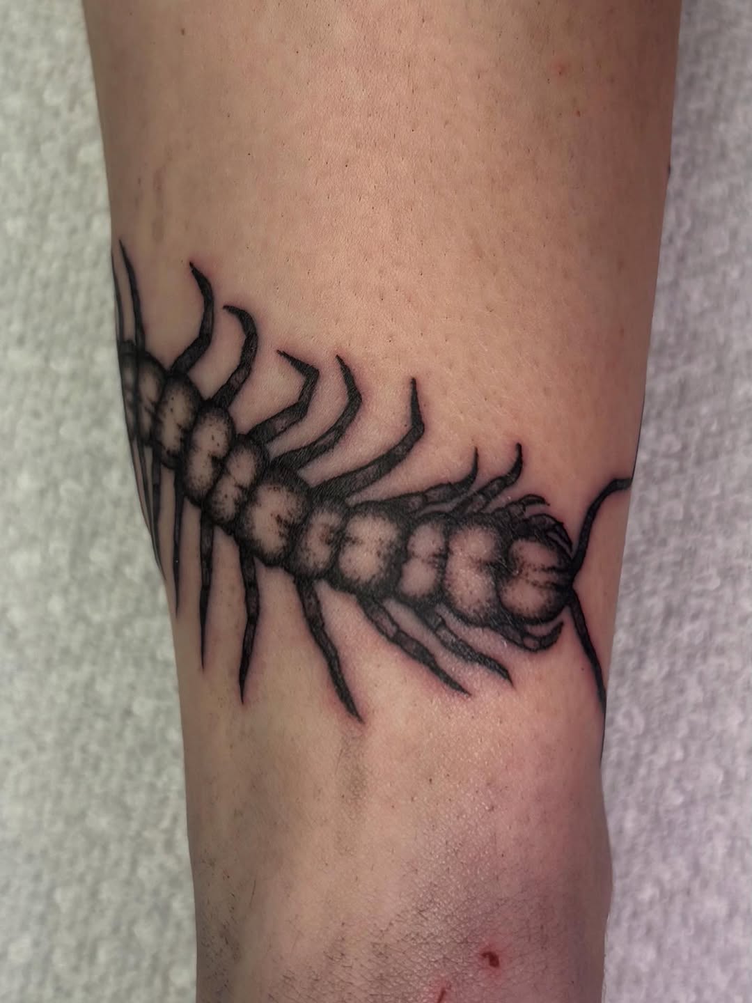 Tattoo by @jaeyuutattoo — black_and_grey