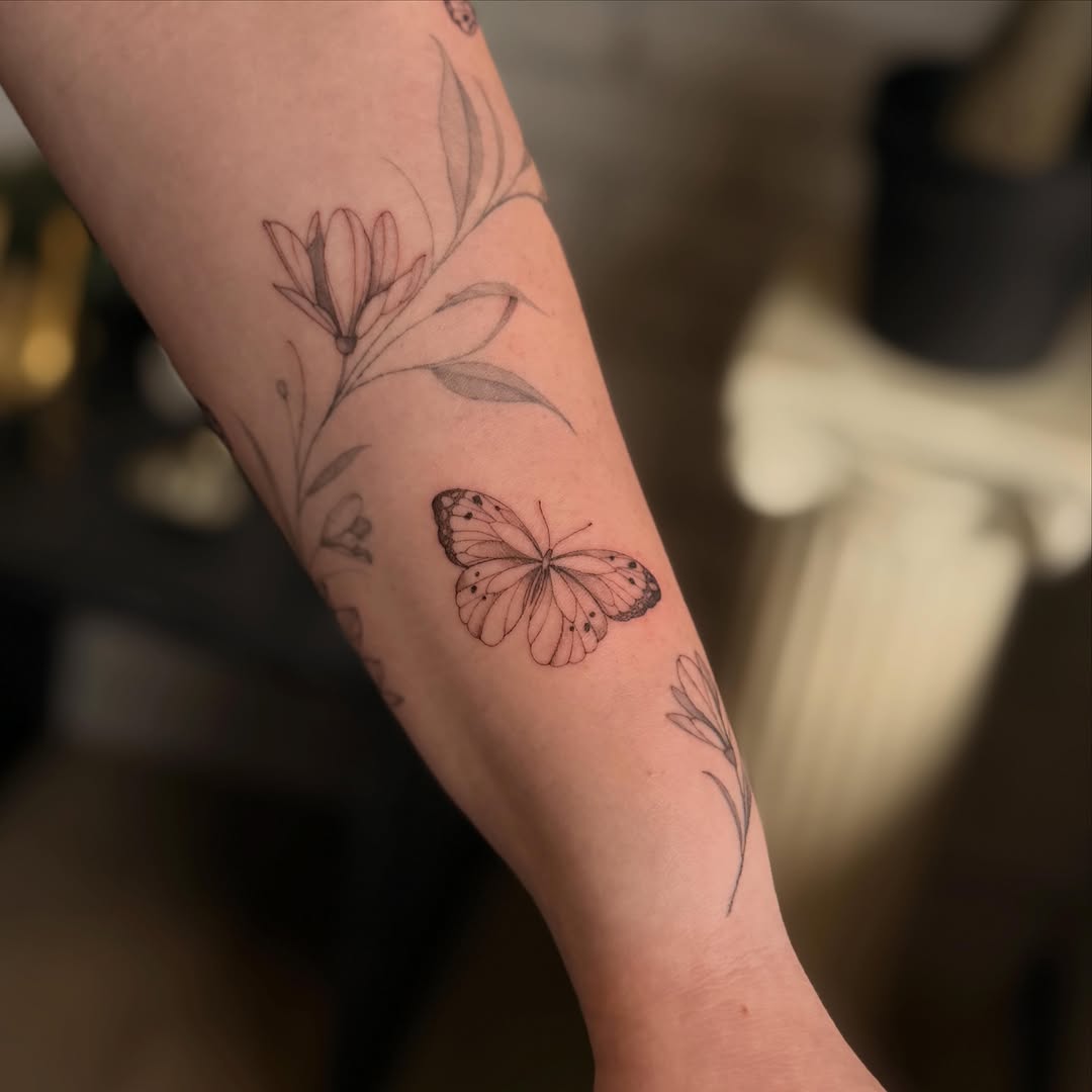 Tattoo by @mootatts — fine_line, illustrative