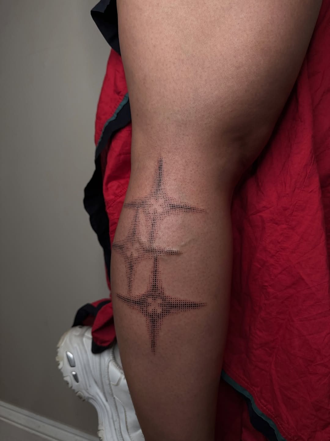 Tattoo by @harrykenchington — dotwork, geometric