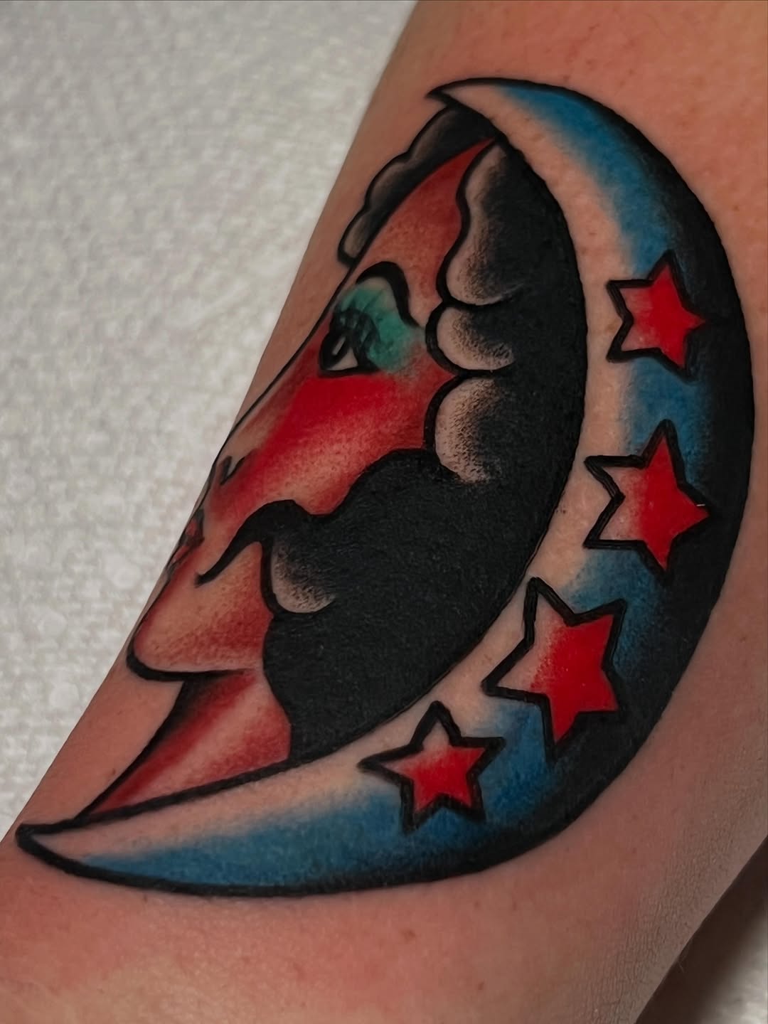 Tattoo by @smokie_0kie — american_traditional