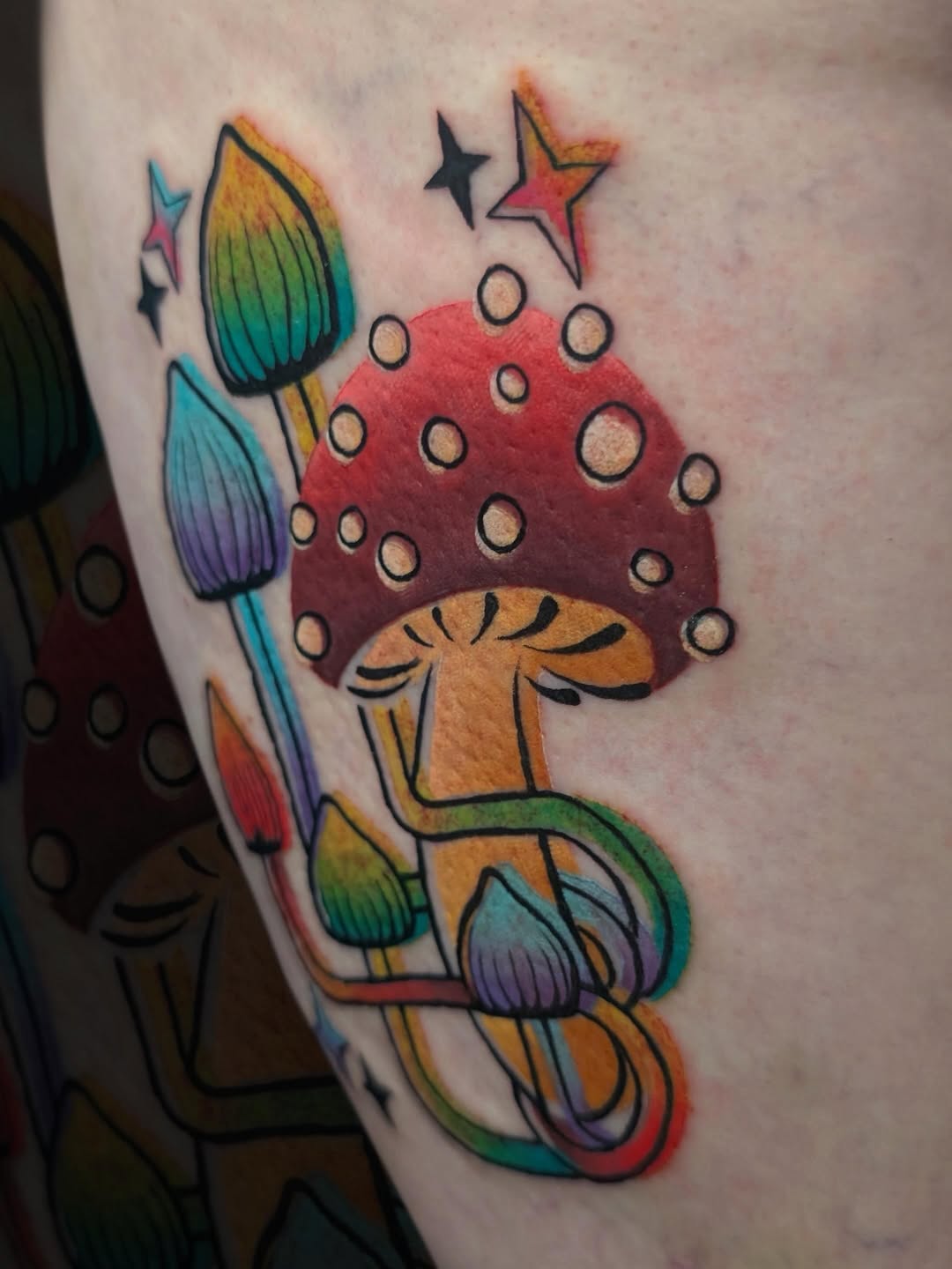 Tattoo by @cicadaqueen.ink — new_school, illustrative