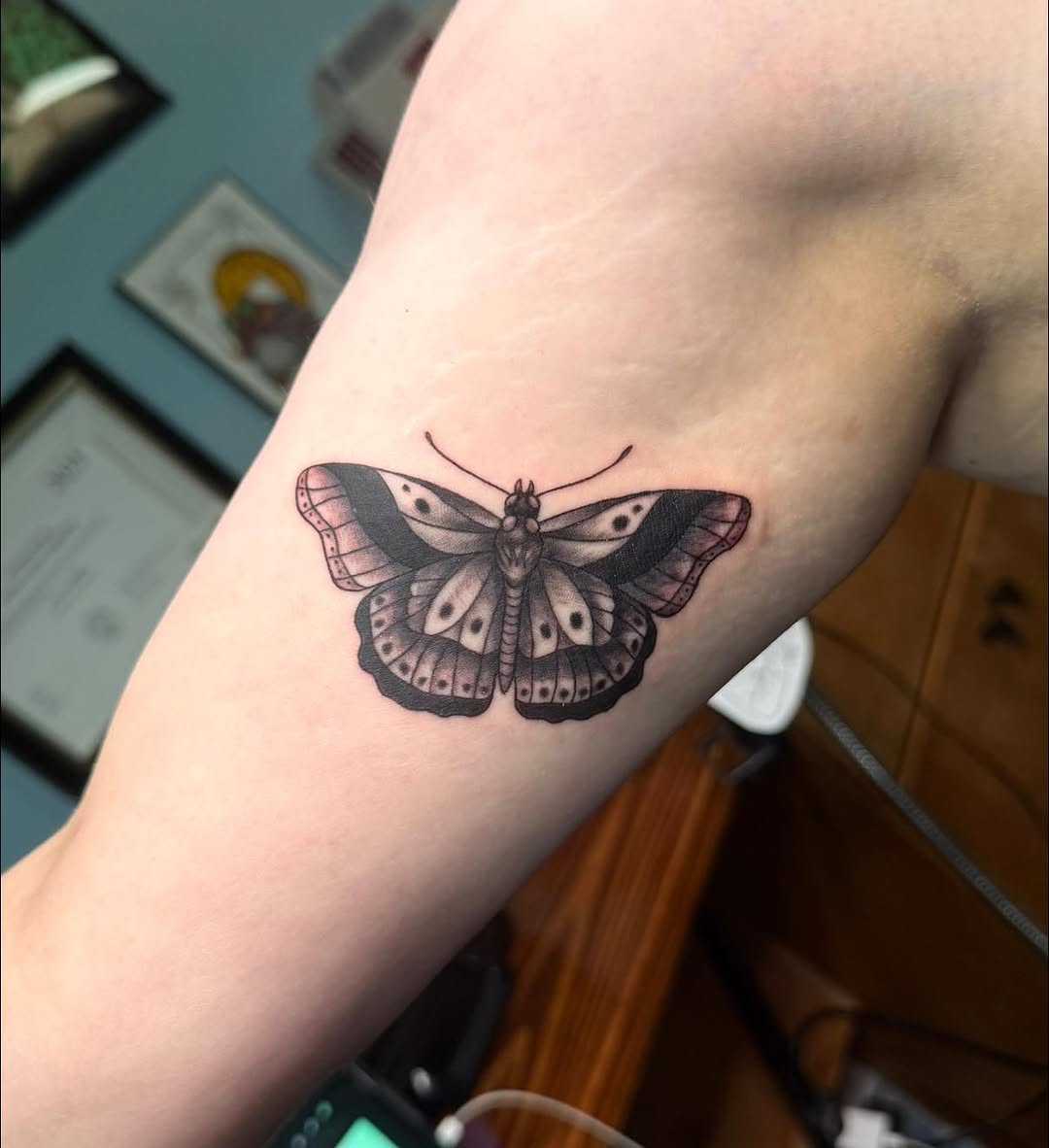 Tattoo by @tattoosorsumn — black_and_grey, fine_line