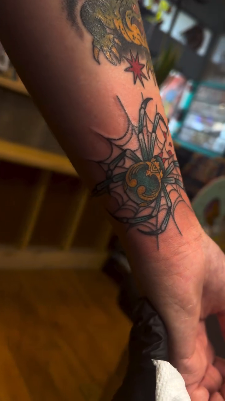 Tattoo by @tattoosbymadilynn — american_traditional, illustrative