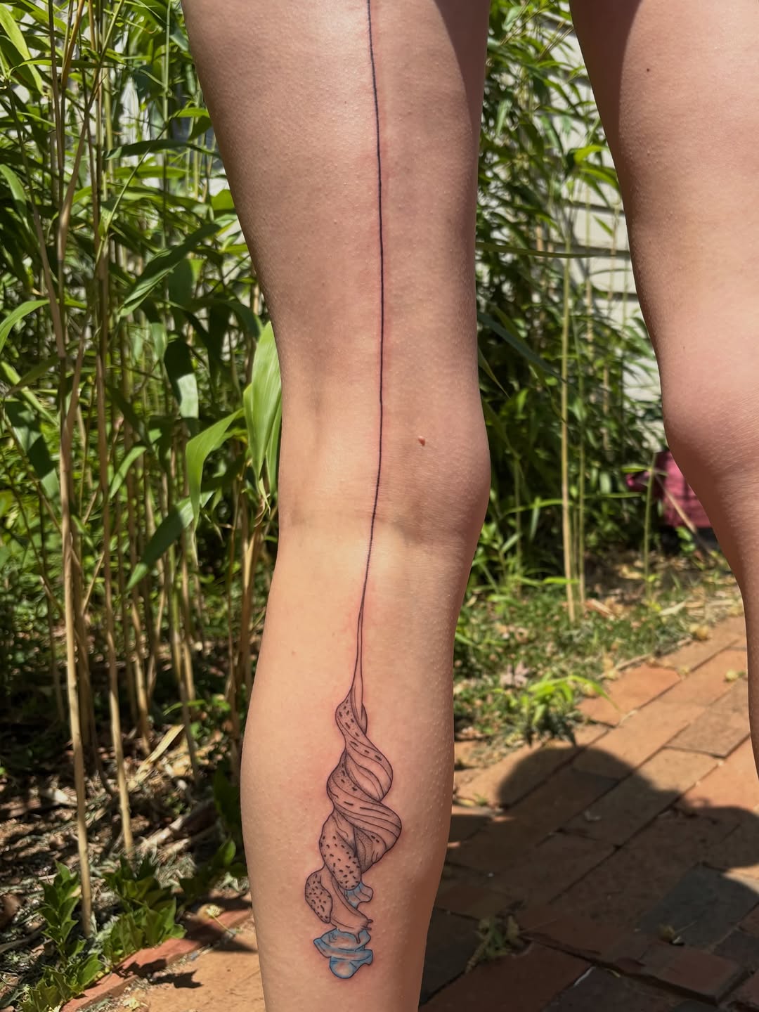Tattoo by @damoretattoos — fine_line, illustrative