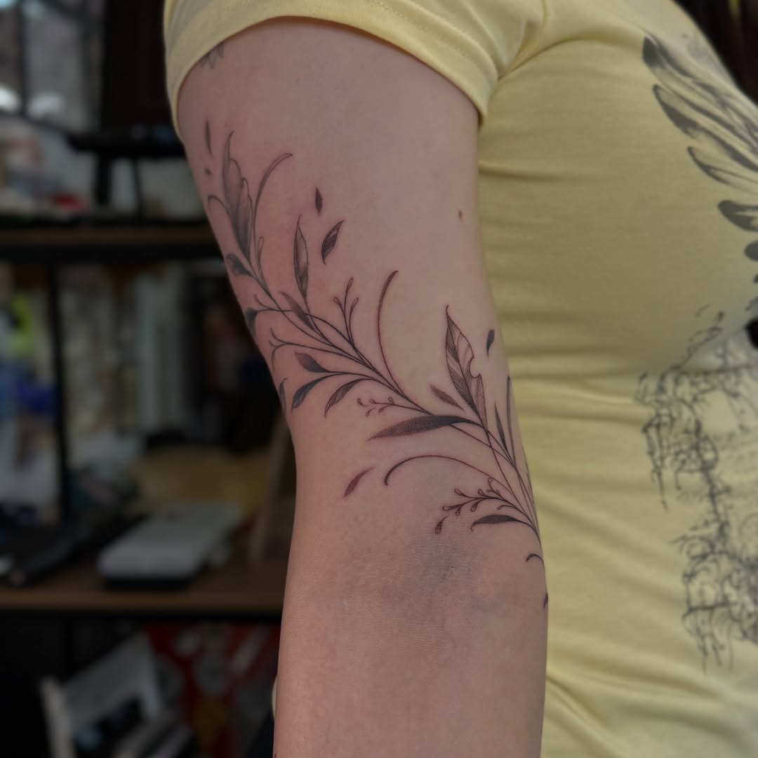 Tattoo by @mvillarreal.ink β fine_line, illustrative