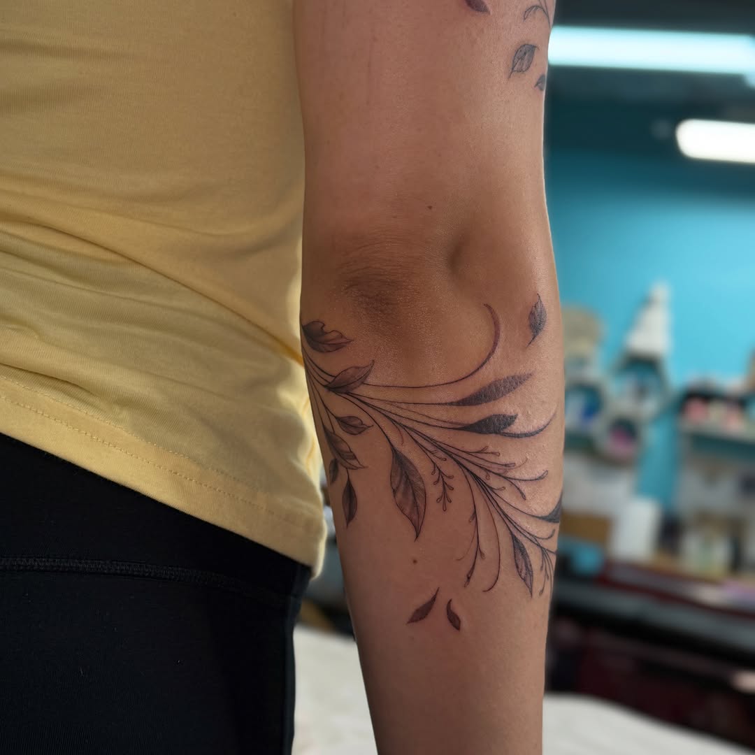 Tattoo by @mvillarreal.ink β fine_line, illustrative