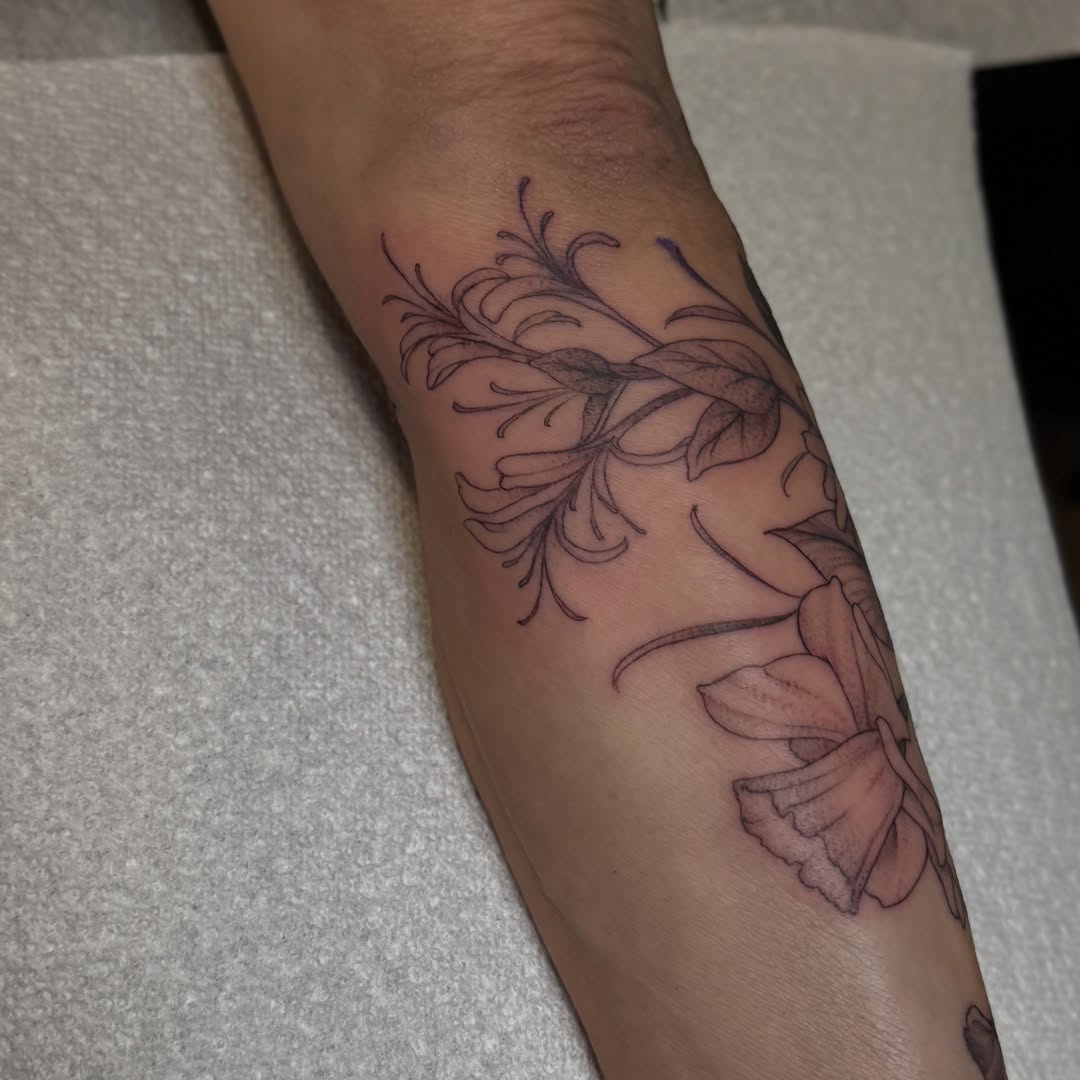 Tattoo by @mvillarreal.ink β fine_line, illustrative