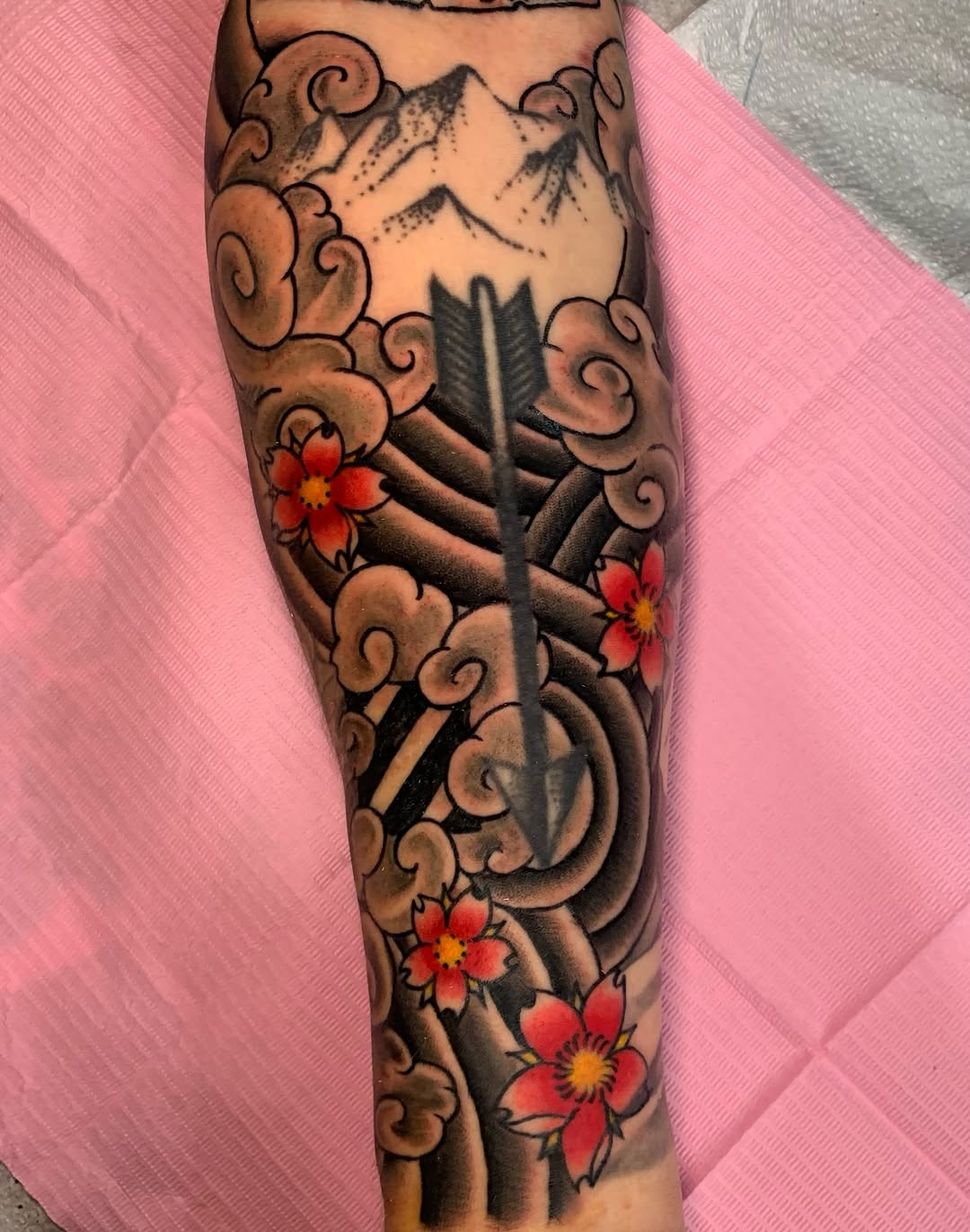 Tattoo by @manicpixxie — japanese_irezumi