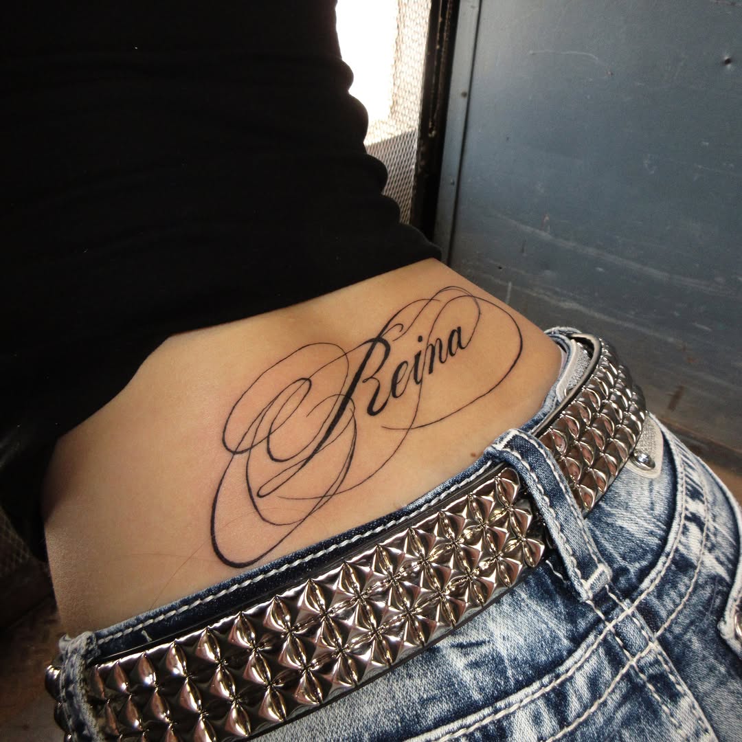 Tattoo by @bisabuelitatattoo — lettering_script, fine_line