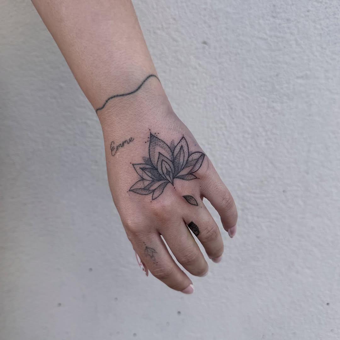 Tattoo by @madisonpaigedavenport — dotwork, fine_line
