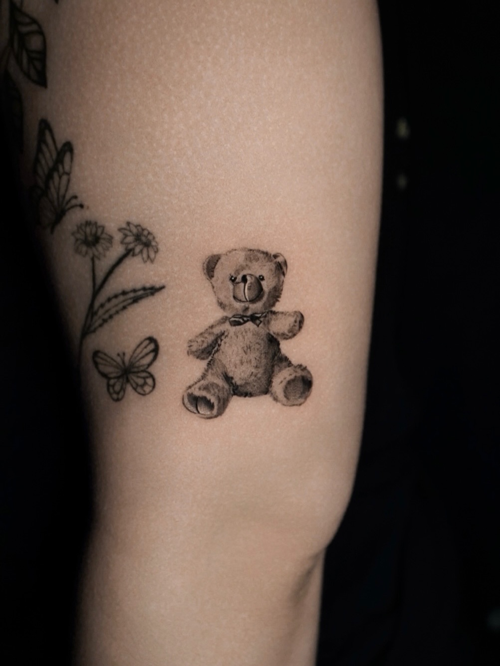Tattoo by @anissatattoos — realism, black_and_grey