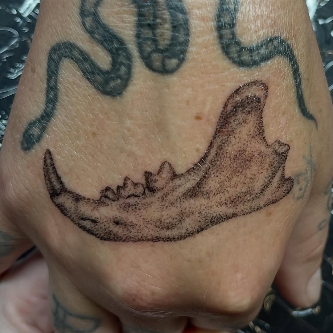 Tattoo by @batc0ffin — dotwork, blackwork