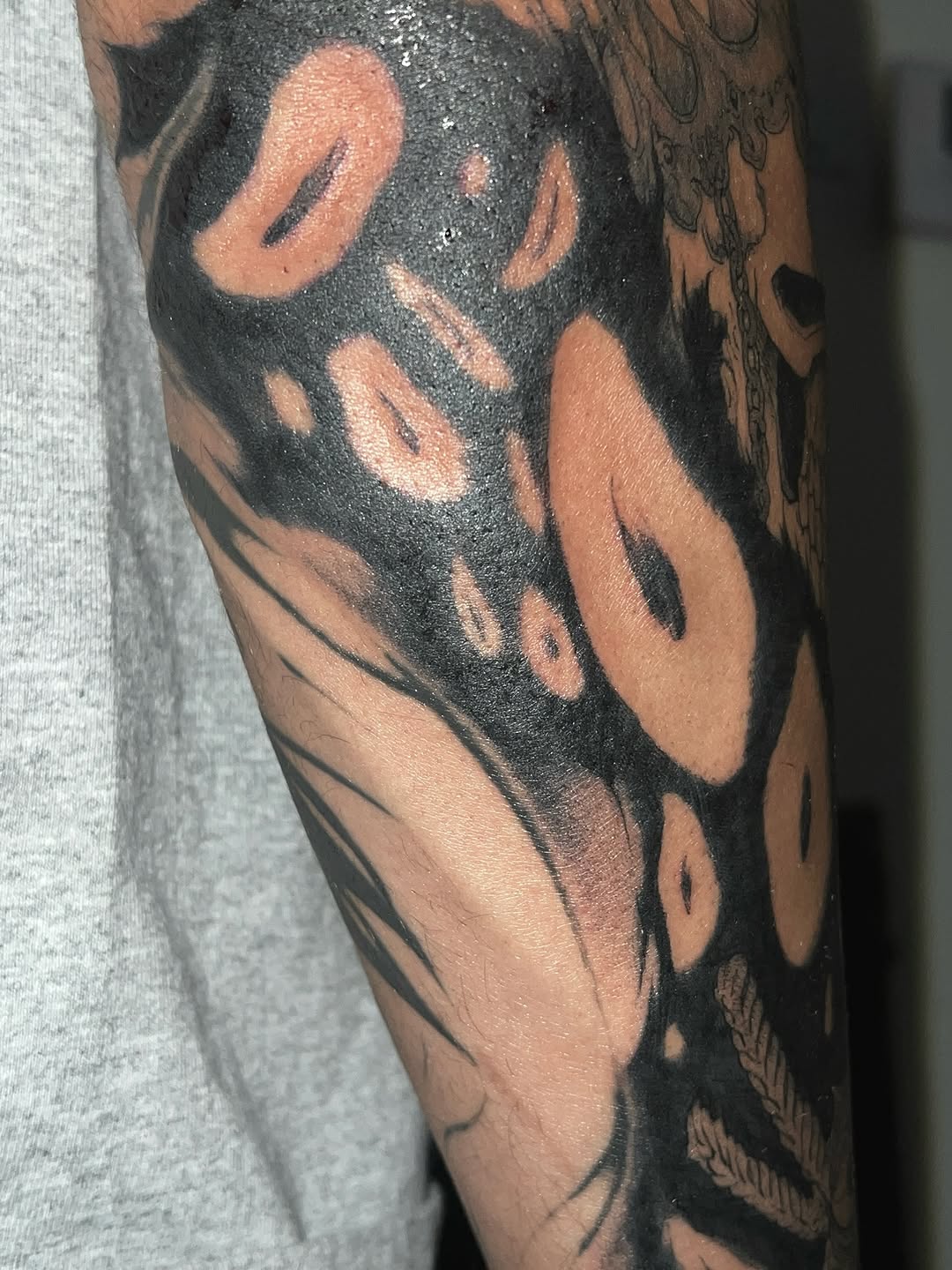 Tattoo by @anthnybr — blackwork