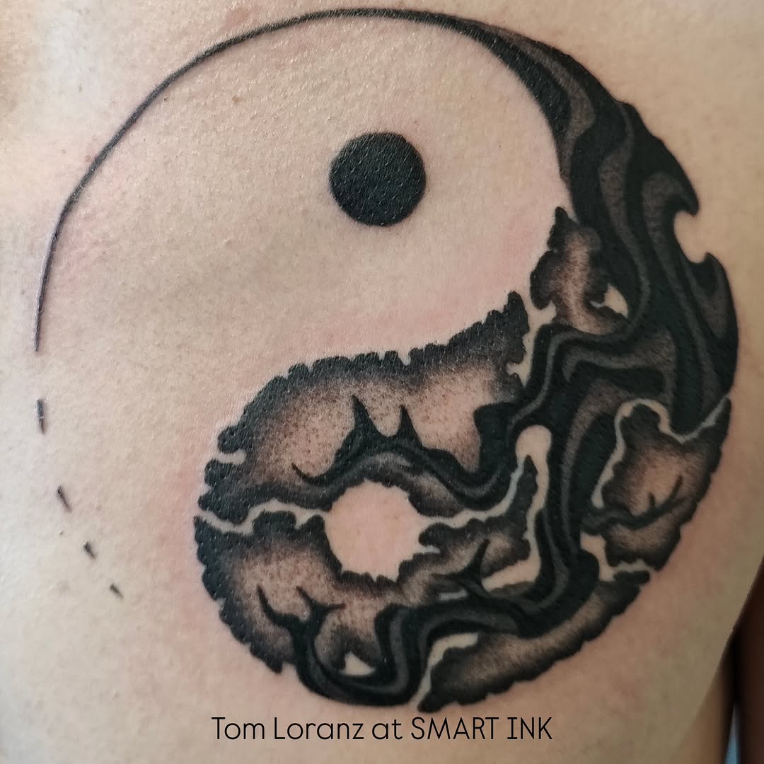 Tattoo by @tomloranz — blackwork