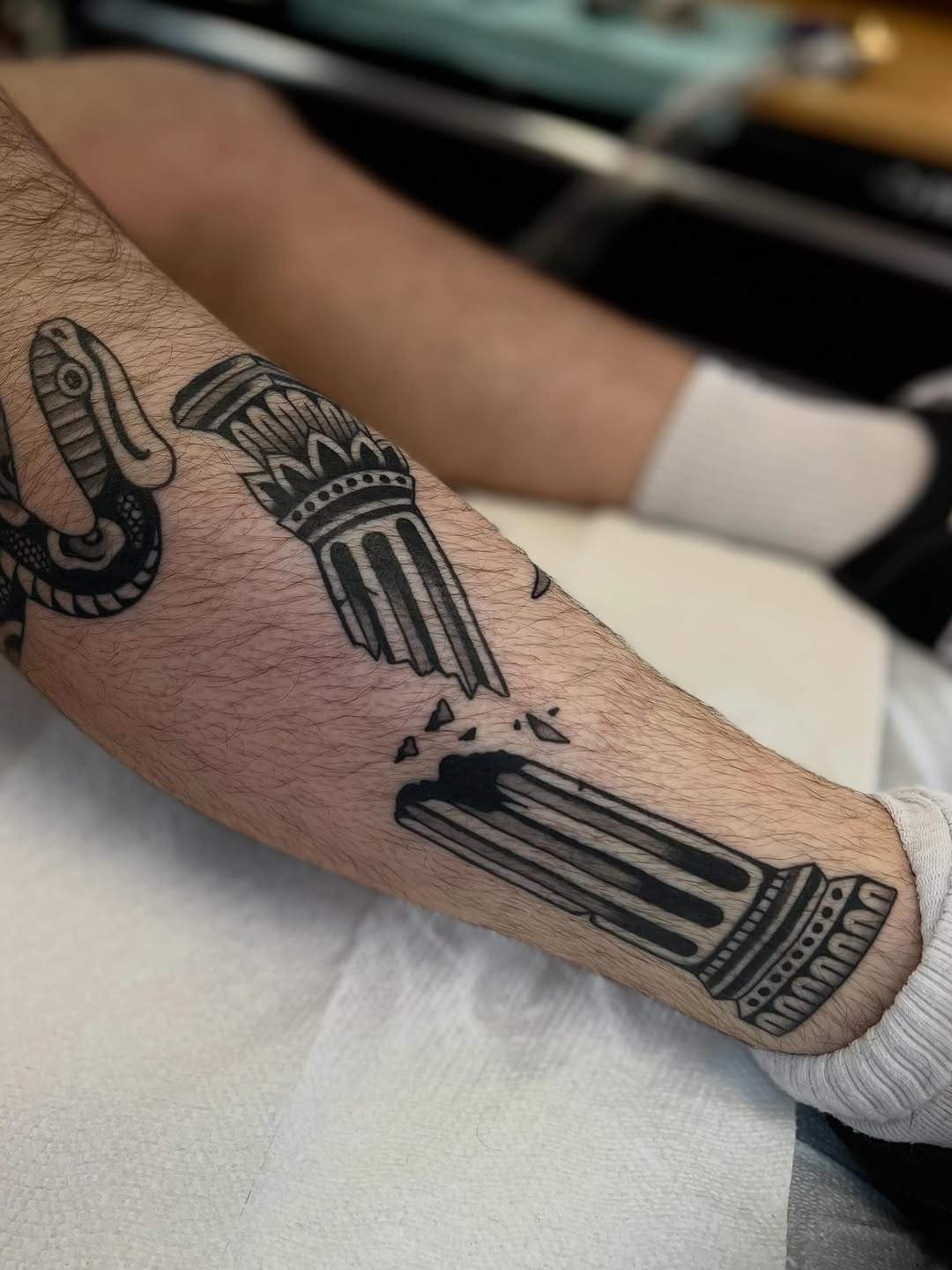 Tattoo by @sydsayyah — american_traditional, blackwork
