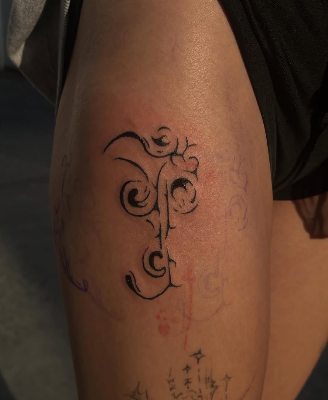 Tattoo by @radioactivewastemachine — illustrative, blackwork