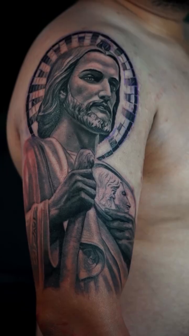 Tattoo by @artedececil — realism, black_and_grey