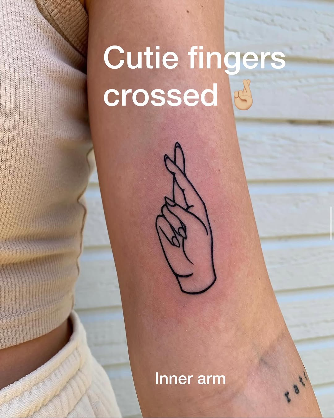 Tattoo by @smoothloom_tattoos β fine_line