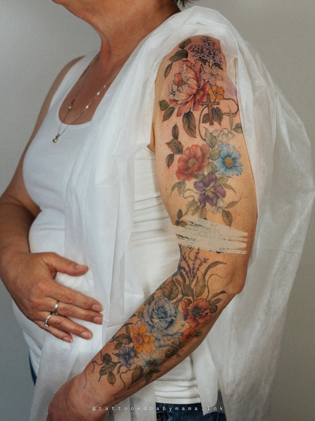 Tattoo by @tattooedbabymama β realism