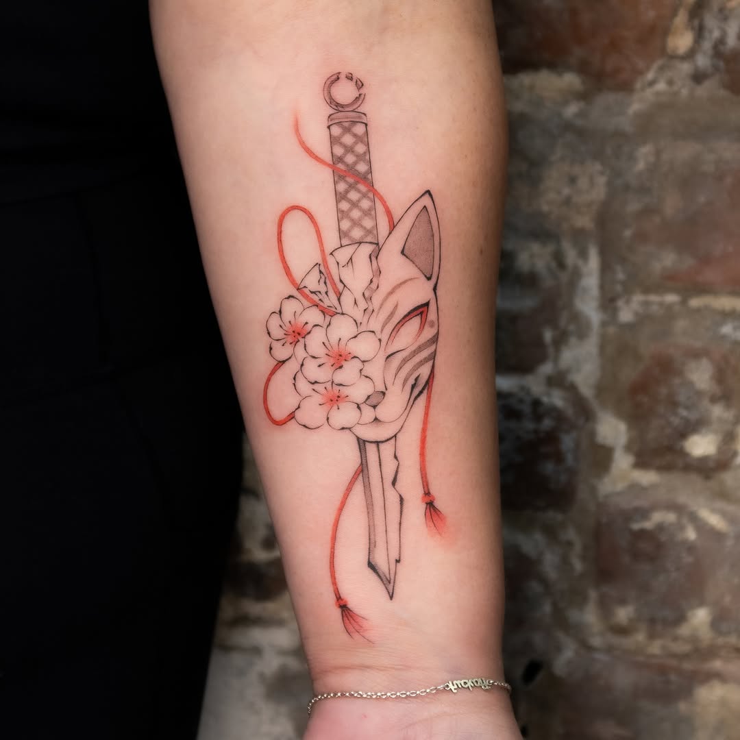 Tattoo by @juhsdink โ japanese_irezumi