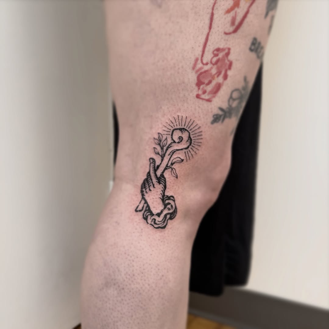 Tattoo by @jefe.ink โ fine_line, illustrative