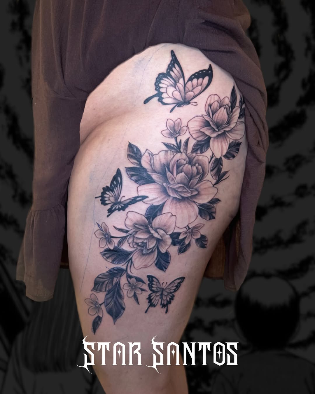 Tattoo by @starsantos.tattoo β black_and_grey, realism