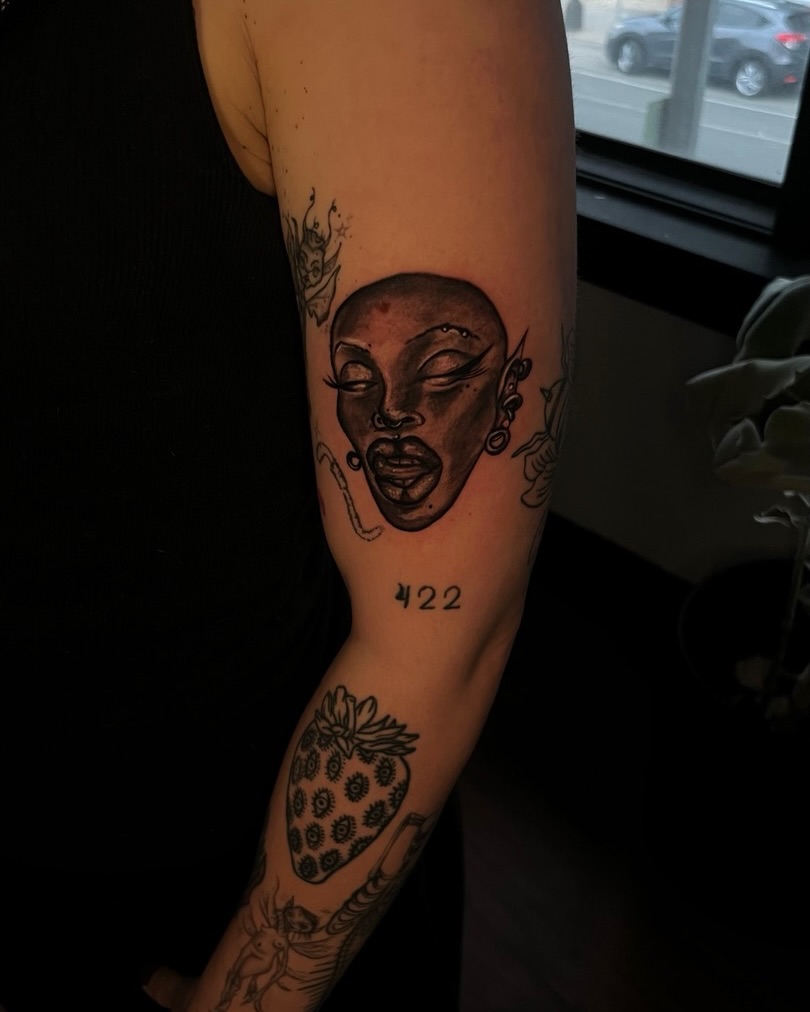 Tattoo by @unknwn.inkartistry — black_and_grey