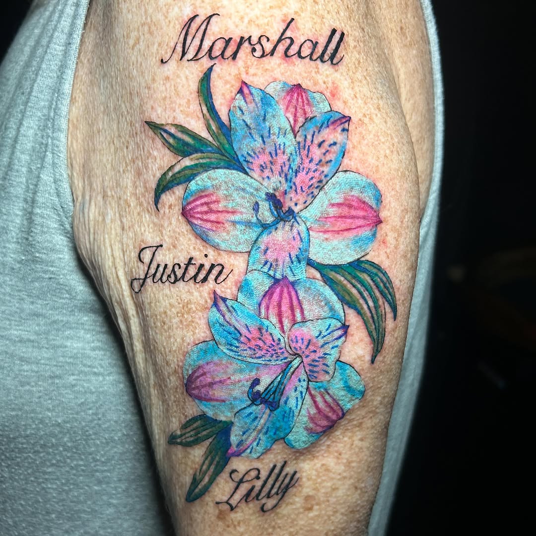 Tattoo by @maiapizarro_art — lettering_script, realism