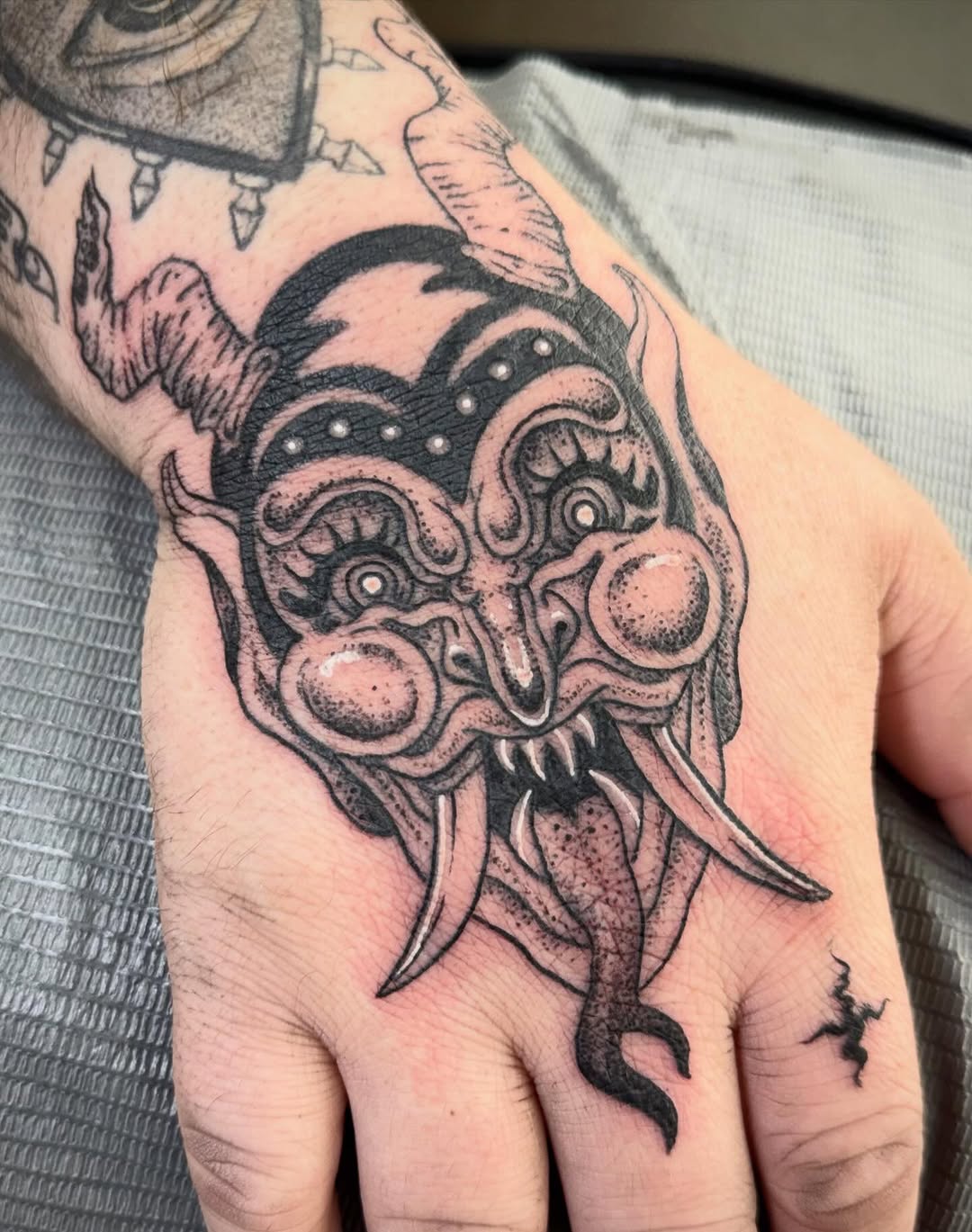 Tattoo by @writhingdirty — blackwork, illustrative