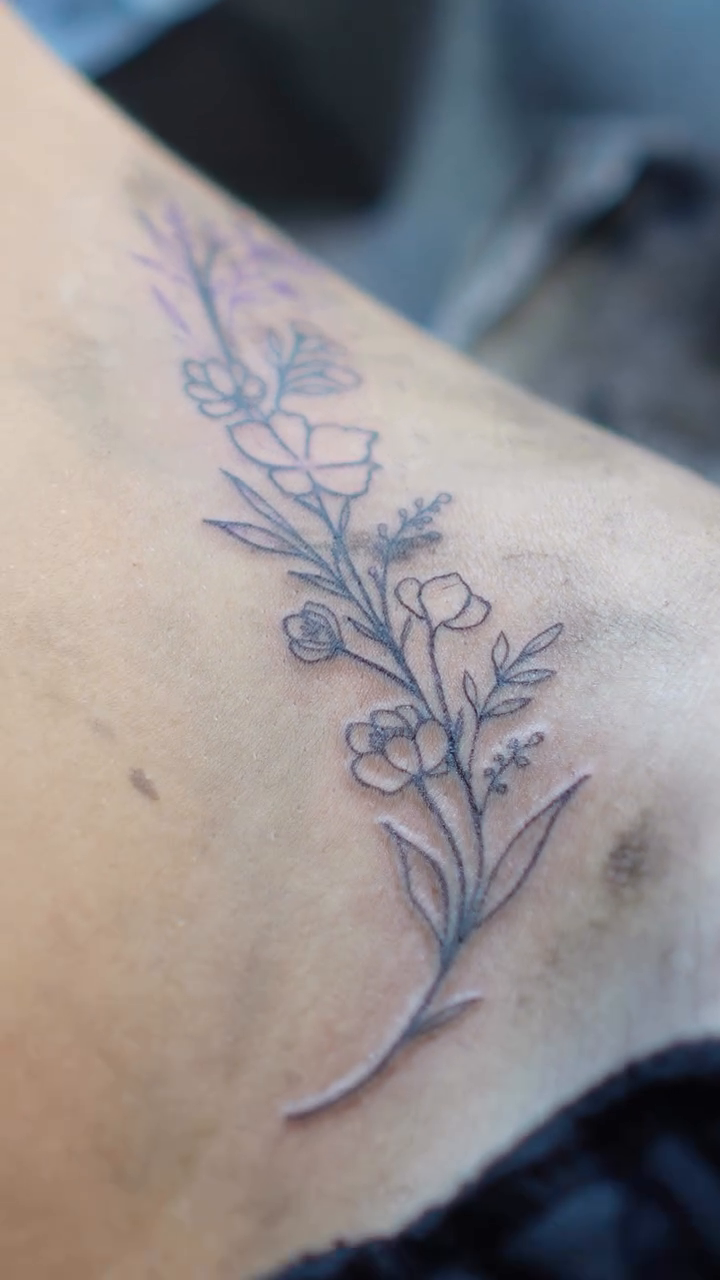 Tattoo by @mikailastattoos — fine_line