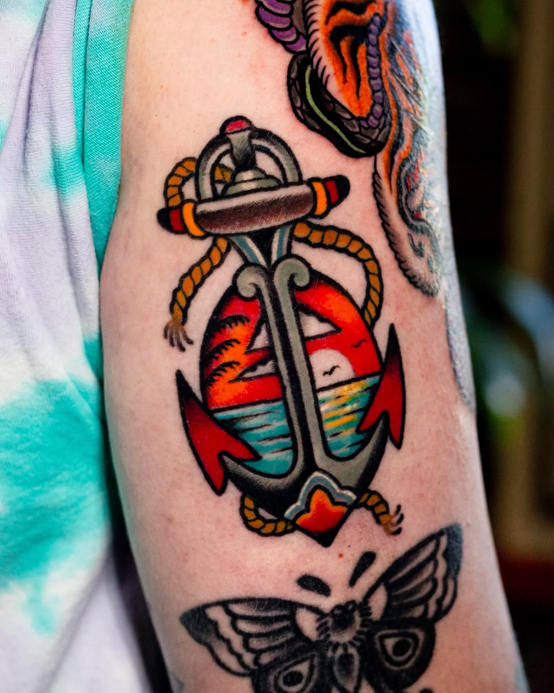 Tattoo by @miguelcomintattooer โ american_traditional